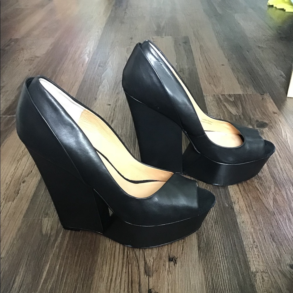 LAMB AMOUR Platform Wedge (NEW, NEVER WORN)